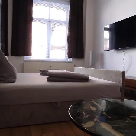 Apartment Cottbus City - Erdgeschoss Экстерьер фото